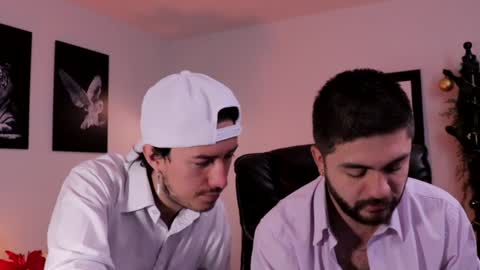 Snapshot of adrianwilliams_ chatting on 01-19-25, 05:18 Adrian Williams online show from 01-19-25, 05:18