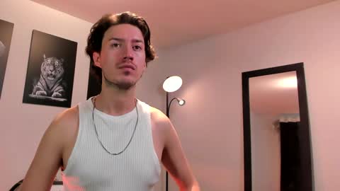 Snapshot of adrianwilliams_ chatting on 01-31-25, 09:26 Adrian Williams online show from 01-31-25, 09:26