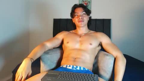 adriel_escalante online show from 02-03-26, 06:40