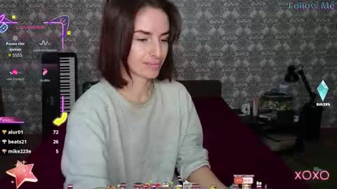 Adriana online show from 10-28-25, 07:45