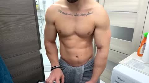 Mrrfitt online show from 10-27-25, 05:44