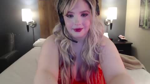 Snapshot of aeris_ellie chatting on 09-17-25, 07:10 aeris ellie online show from 09-17-25, 07:10