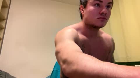 Snapshot of aesthetics99 chatting on 01-17-26, 08:45 aesthetics99 online show from 01-17-26, 08:45
