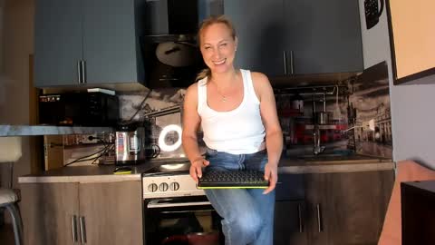 OneAfa online show from 04-01-26, 06:38