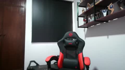 Snapshot of affoihaha chatting on 01-08-26, 12:18 affoihaha online show from 01-08-26, 12:18