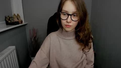 Snapshot of afinacutie chatting on 12-28-24, 11:30 Afina online show from 12-28-24, 11:30