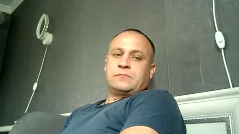 Sasha online show from 10-24-25, 09:38