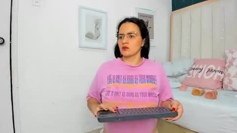 Africa  online show from 11-21-25, 02:10