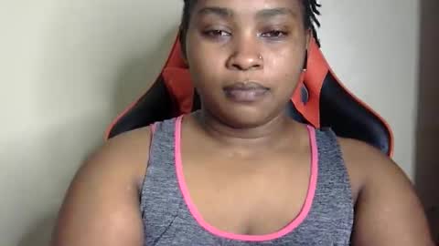 Snapshot of african001 chatting on 11-04-25, 07:02 stella online show from 11-04-25, 07:02