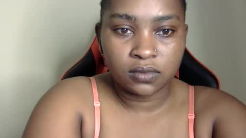 Snapshot of african001 chatting on 11-16-25, 03:28 stella online show from 11-16-25, 03:28