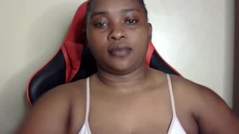 Snapshot of african001 chatting on 11-23-25, 06:41 stella online show from 11-23-25, 06:41