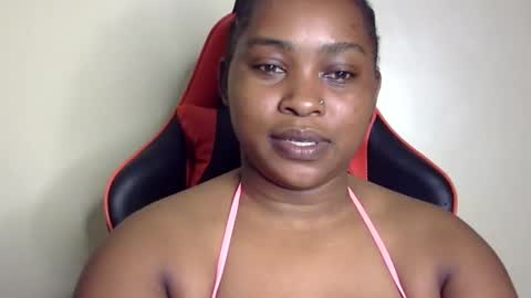 Snapshot of african001 chatting on 11-27-25, 05:37 stella online show from 11-27-25, 05:37
