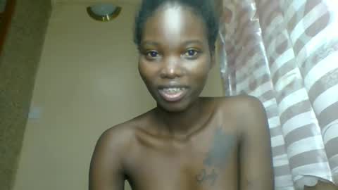 Snapshot of africana_slimqueen chatting on 03-08-26, 07:01 africana_slimqueen online show from 03-08-26, 07:01