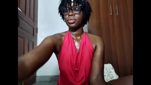 Leah online show from 04-21-26, 02:51