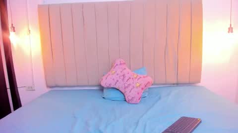 afrodita_house online show from 12-15-25, 07:40