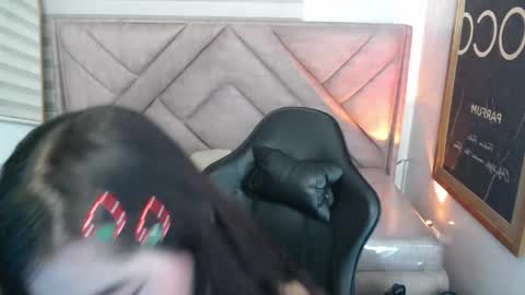 afrodita_wild_v online show from 04-23-26, 01:24