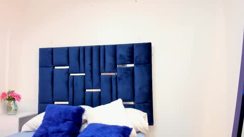 A F R O D I T A  E V A N S online show from 02-24-26, 03:43