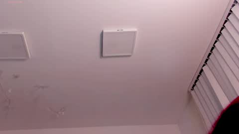    online show from 04-15-26, 07:58