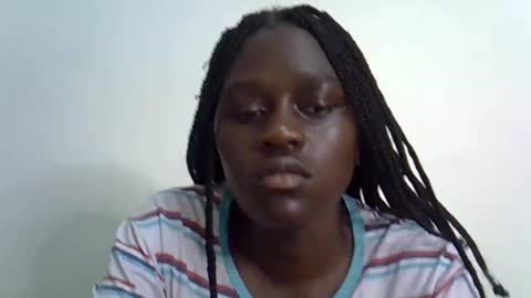 Snapshot of afronubians chatting on 02-14-25, 05:41 afronubians online show from 02-14-25, 05:41