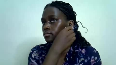 Snapshot of afronubians chatting on 03-10-25, 09:21 afronubians online show from 03-10-25, 09:21