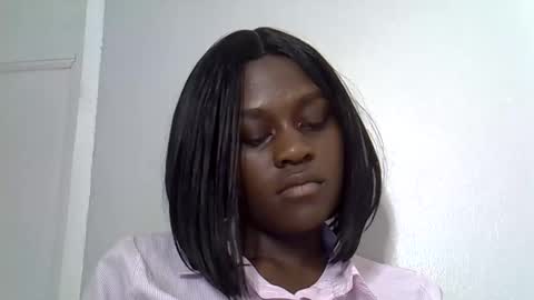 Snapshot of afronubians chatting on 09-29-25, 06:35 afronubians online show from 09-29-25, 06:35