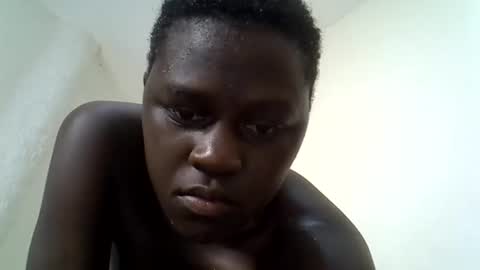 Snapshot of afronubians_ chatting on 05-24-26, 05:23 pink and josphen online show from 05-24-26, 05:23