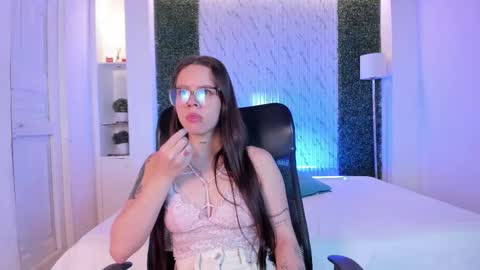 Snapshot of agata_evanss chatting on 12-15-25, 10:52 agata_evanss online show from 12-15-25, 10:52