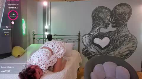 Agata Kriste online show from 11-20-25, 09:36