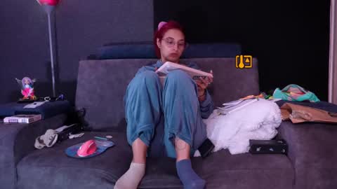 Agata Collinss online show from 09-18-25, 07:43