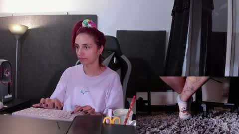 Agata Collinss online show from 04-05-26, 05:48