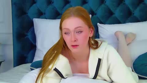 AgataFoxley online show from 09-28-25, 08:09