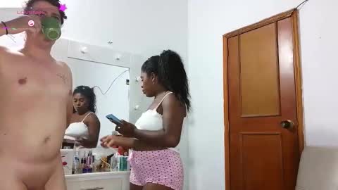 independent model online show from 05-25-26, 05:02