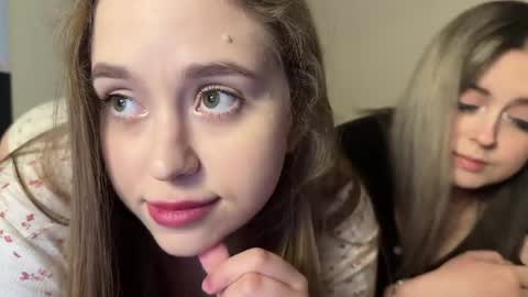Snapshot of agatasweeti chatting on 04-22-26, 08:10 Agata online show from 04-22-26, 08:10