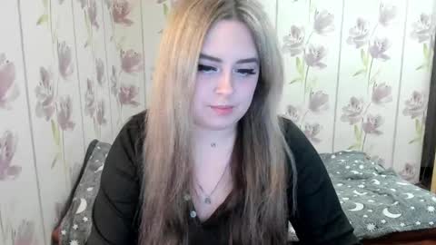 Snapshot of agatasweeti chatting on 05-17-26, 09:33 Agata online show from 05-17-26, 09:33