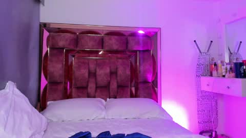 Agatha online show from 01-30-25, 12:50