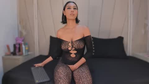 Snapshot of agatha_steel20 chatting on 10-31-25, 07:37 Agatha Steel online show from 10-31-25, 07:37