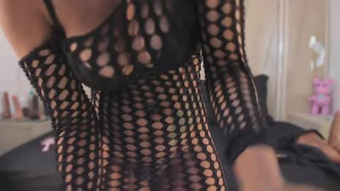 Agatha Steel online show from 04-22-26, 07:37