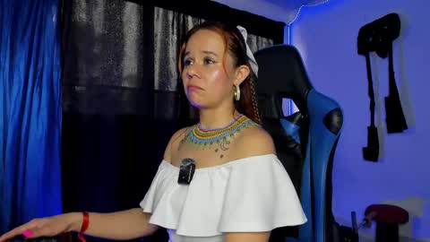 agatha_walter_ online show from 11-28-25, 06:32