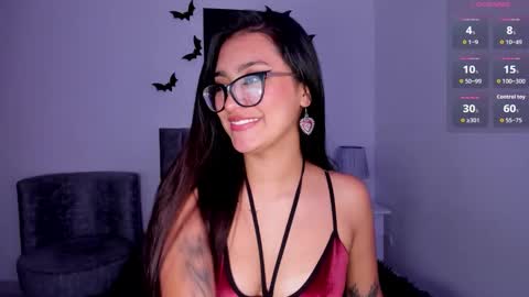 Agatha online show from 11-17-25, 07:14