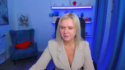 Agatha online show from 02-19-26, 07:10