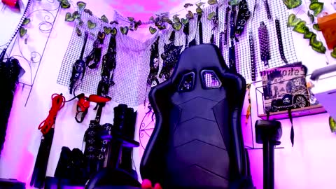 Snapshot of agathamoonn chatting on 02-17-26, 09:32 Agatha Fox online show from 02-17-26, 09:32