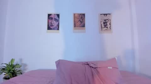 Agatha online show from 02-12-26, 03:23