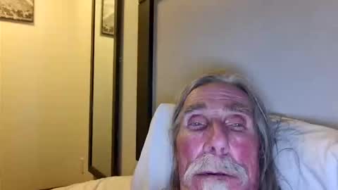 Snapshot of agedhardwood59618233 chatting on 06-01-26, 11:01 agedhardwood59618233 online show from 06-01-26, 11:01