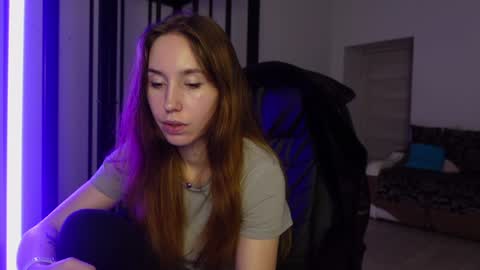 Snapshot of agelina_summer chatting on 01-29-25, 11:35 Agelina Lilly Laura online show from 01-29-25, 11:35