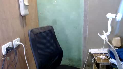 Snapshot of agentcummer_28 chatting on 06-27-26, 03:00 Markii online show from 06-27-26, 03:00