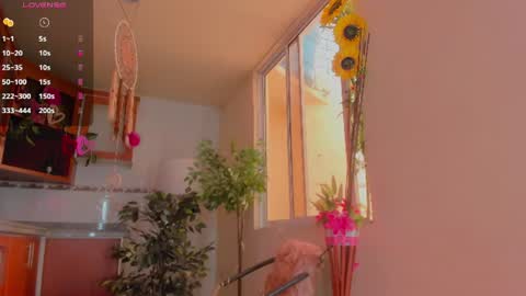 Snapshot of aghata_williamss chatting on 06-25-26, 01:59 AGHATA online show from 06-25-26, 01:59