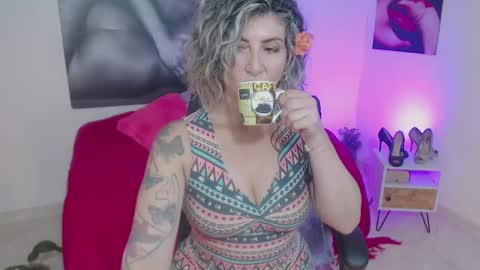 Lily online show from 02-06-25, 03:06