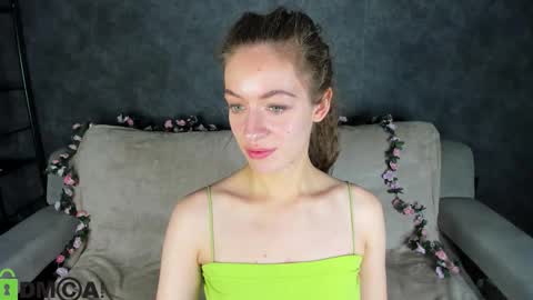 agnes wells online show from 11-17-25, 09:26