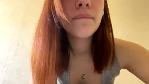 Snapshot of agnes_your chatting on 10-18-25, 09:43 Agnes online show from 10-18-25, 09:43