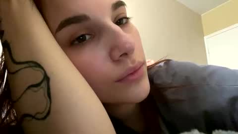 Snapshot of agnes_your chatting on 11-10-25, 11:20 Agnes online show from 11-10-25, 11:20